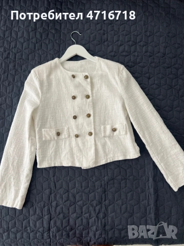 Бяло яке. Стилно, класическо.