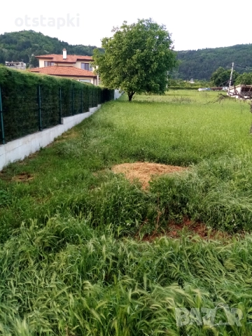 Парцел 1084 м2 - виза - Хисаря, кв."Момина Баня"