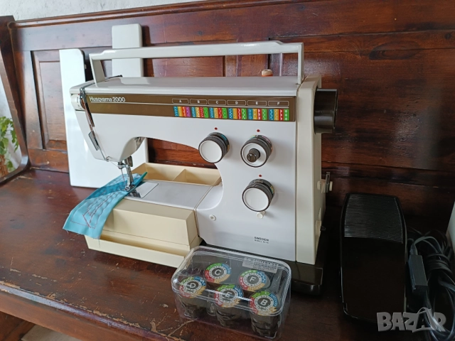Шевна машина Husqvarna 2000, снимка 4 - Шевни машини - 52509301