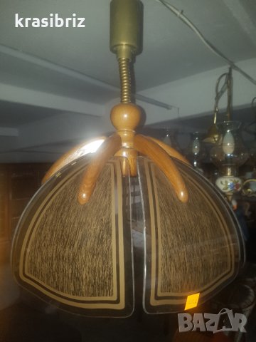 Красив абажур , снимка 2 - Лампи за таван - 33224694