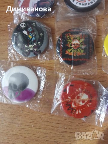 12 значки 30 мм ( Metallica, Kurt, череп ), снимка 3 - Колекции - 48878941