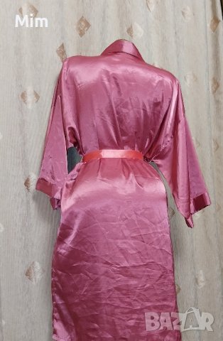 L Сатенен халат пепел от рози , снимка 5 - Нощници - 43346857