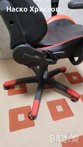 Геймърски стол Marvo Scorpion, снимка 6 - Геймърски - 52562331