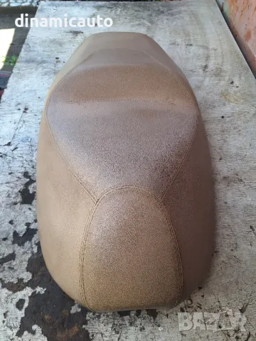 Седалка за Piaggio Carnaby- бежова , снимка 4 - Части - 50323689