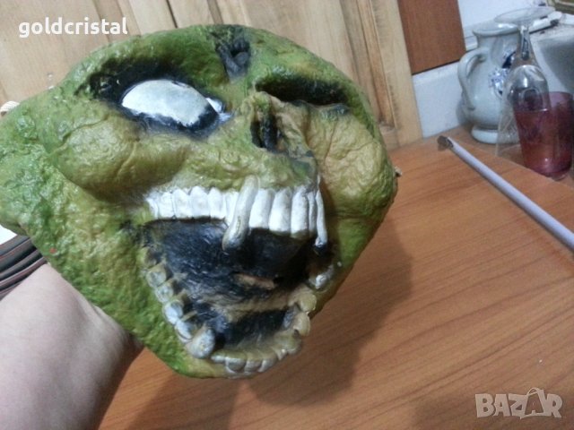 Маска за хелоуин