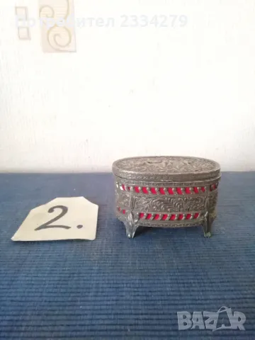 Автентични кутии за бижута. Стари пудриера и огледало. , снимка 14 - Антикварни и старинни предмети - 48275251