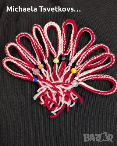 Мартеници ръчно плетиво 