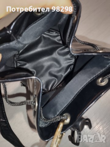2 бр маркови дамски чанти тип торба roxy и wolford, снимка 7 - Чанти - 36661551