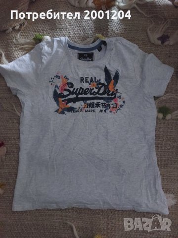 Оригинална дамска тениска на Super Dry, снимка 1 - Тениски - 43553350