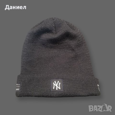 зимна шапка на New York Yankees , снимка 1 - Шапки - 43887346