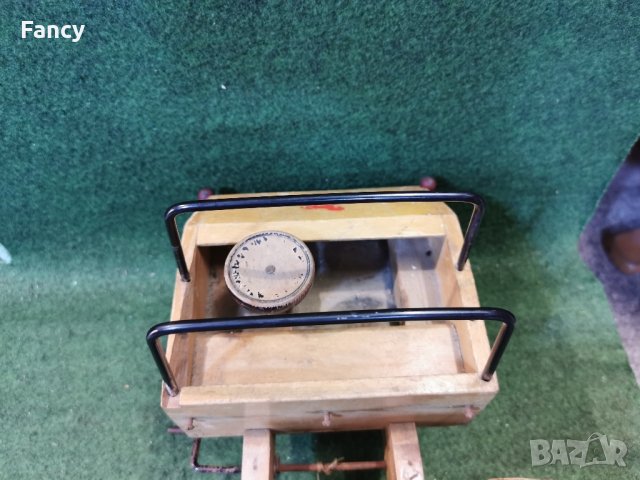 Дървен модел Unimog 1/16, снимка 11 - Антикварни и старинни предмети - 43016923