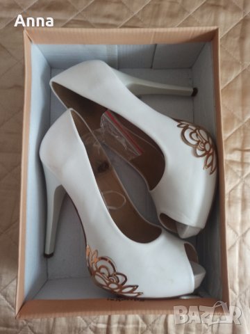 Дамски обувки, снимка 1 - Дамски обувки на ток - 38412784