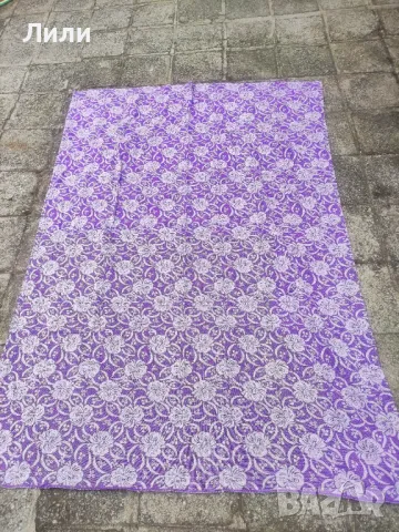 Два броя лилаво- бели ретро покривки за легла, снимка 4 - Спални и легла - 47567090