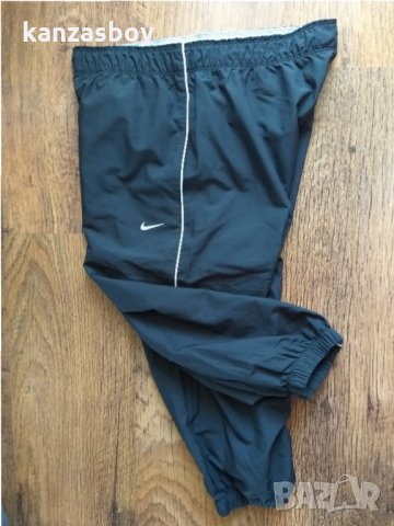 Nike Taffeta - страхотно дамско долнище, снимка 4 - Спортни екипи - 33280465