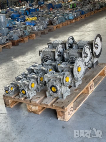 Червячен редуктор 130, Ф45, снимка 2 - Други машини и части - 51164627