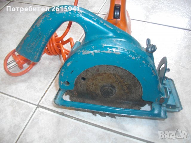 Ръчен Циркуляр-Бормашина-300 Вата-Английски-Блек Декер-Оригинал-Отличен-Старо Качество-Black Decker, снимка 7 - Други инструменти - 33087064
