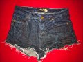 Дамски къси панталони , снимка 1 - Къси панталони и бермуди - 43179563