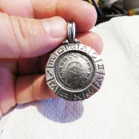 Сребърен синджир със сребърен медальон с вечния календар на Маите, обгърнат от 12-те зоди, снимка 3 - Колиета, медальони, синджири - 32290799