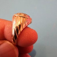 уникален мъжки златен пръстен 14 к с ковани черни оникси и цирконии, снимка 5 - Пръстени - 43610485