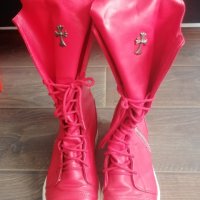 Продавам дамски червени ботуши. , снимка 1 - Дамски ботуши - 43125579