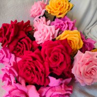 Букети с цветя от хартия, снимка 7 - Декорация за дома - 17297906
