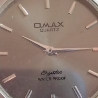 Фешън модел дамски часовник QMAX QUARTZ CRISTAL WATERPROOF много красив дизайн 38013, снимка 3 - Дамски - 40754719