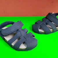 Английски детски сандали естествена кожа-ортопедични-M&S, снимка 2 - Детски сандали и чехли - 28557654