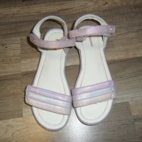 сандалки 34 номер, снимка 1 - Детски сандали и чехли - 36750747