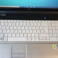 Fujitsu Lifebook A530 , снимка 5 - Лаптопи за дома - 33420052