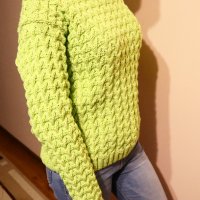 Ръчно плетен дамски пуловер, снимка 4 - Блузи с дълъг ръкав и пуловери - 34835567
