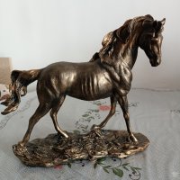 статуетка кон, снимка 1 - Статуетки - 44012109