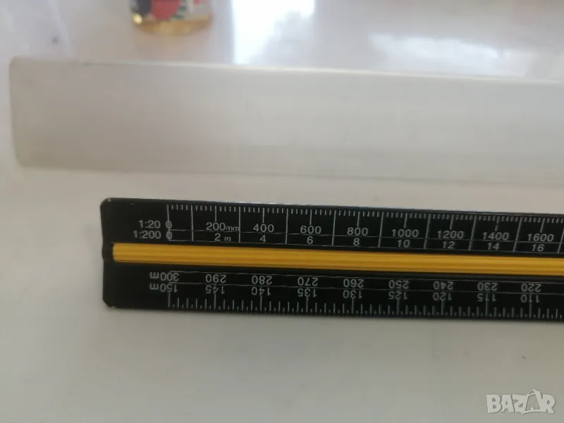 Триъгълна мащабна линия, снимка 1
