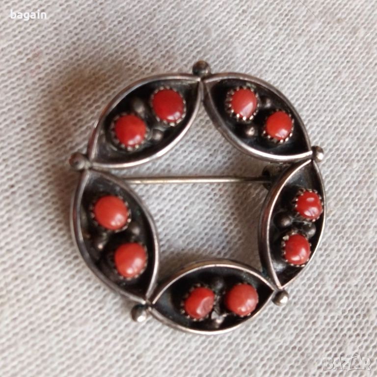 Уникална брошка с корали. Сребро., снимка 1