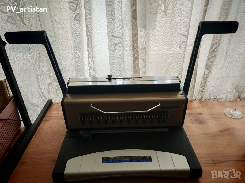 Подвързваща машина , снимка 1