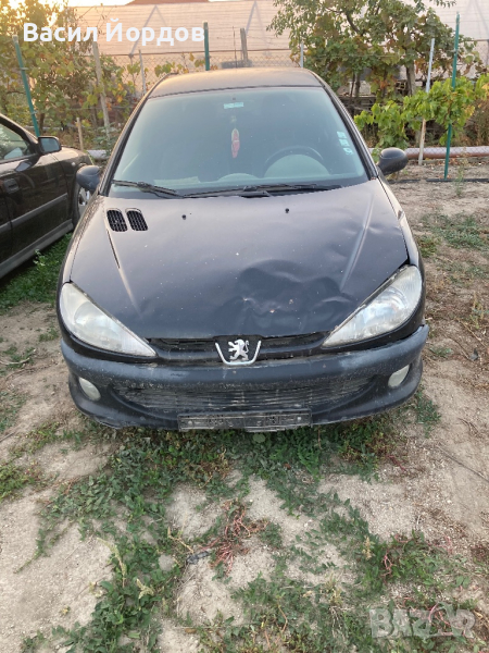 Пежо 206 1.6 90 к.с НА Части / Peugeot 206 1.6 90к.с, снимка 1