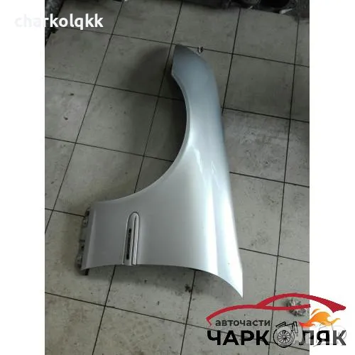 ляв калник мерцедес ц класа w203, снимка 1