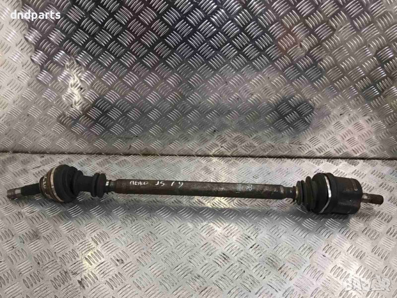 Предна дясна полуоска Peugeot J5,1.9TD,1990г., снимка 1