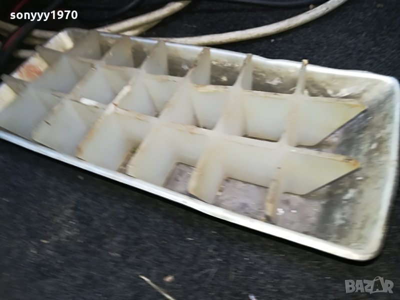 антика-стара ледарка-алуминиева, снимка 1