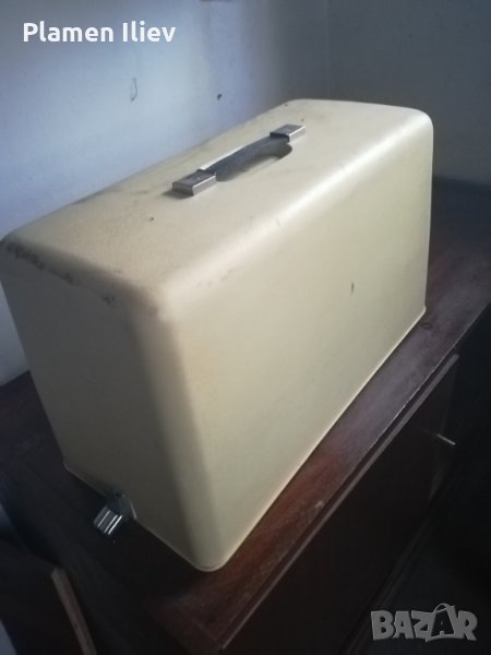 Куфари и части за шевни машини, снимка 1