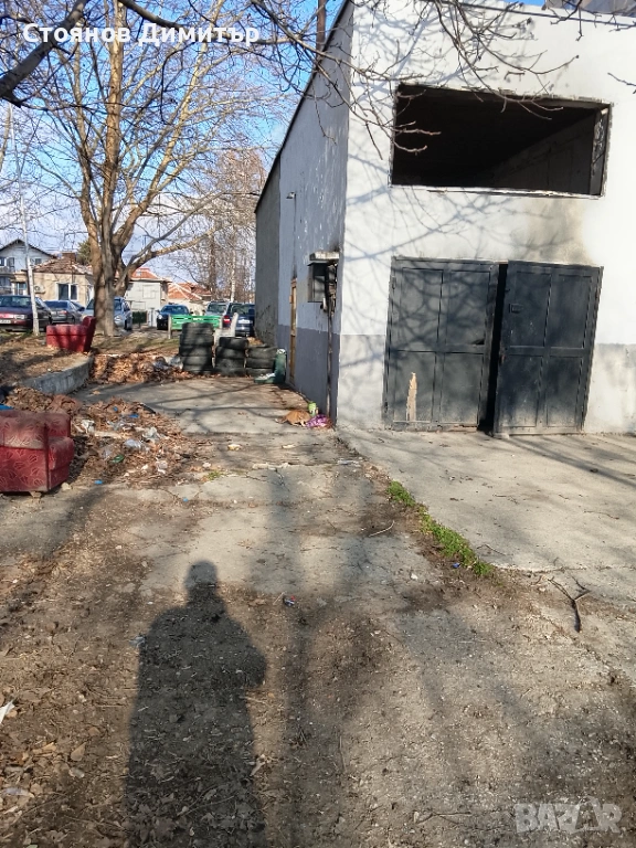 Гараж на два етажа   подходящ   за  склад офис, снимка 1