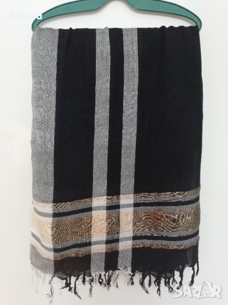 Голям черен шал с ресни, снимка 1