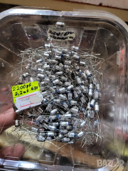 стирофлексен кондензатор, високоволтов кондензатор  2, 2 нанофарада на 63 волта, снимка 1