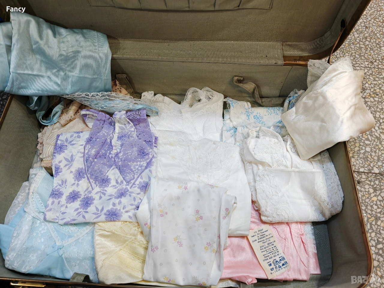 Чисто нови дамски комбинизони 14 бр, снимка 1