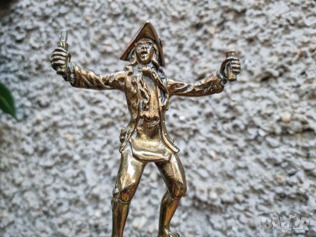 Антикварни Бронзови Свещници Фокусник Франция- (1930-1940г), снимка 12 - Антикварни и старинни предмети - 40112344