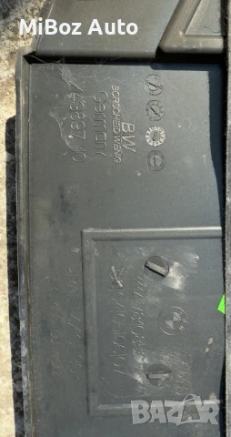 Декоративен капак двигател BMW E90 E91, снимка 2 - Части - 51309309