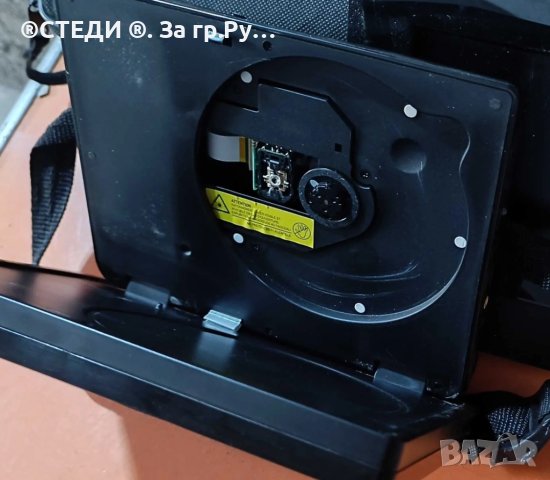 DVD плеър AEG за подглавниците за автомобил, снимка 2 - Плейъри, домашно кино, прожектори - 43766873