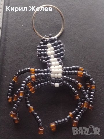 Арт ключодържател ТАРАНТУЛА ръчна изработка с цветна мъниста за КОЛЕКЦИЯ 30137