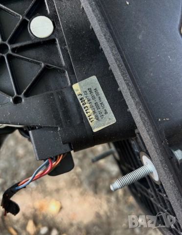 селектор скорости DSG VW Touran 2.0 TDI избирач редач 1T1713025j, снимка 2 - Части - 52944652