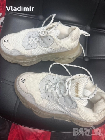 Оригинални кецове Balenciaga Triple S, снимка 3 - Кецове - 52879666