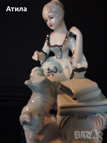 порцеланова фигурка статуетка 22 см, снимка 3 - Статуетки - 52919947